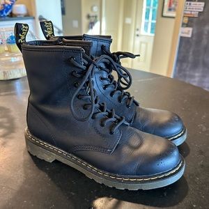 Dr. Martens 1460 Boot YOUTH